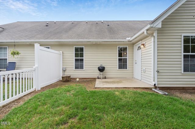 2521 Gordon Glen Court 102, Raleigh, NC 27617