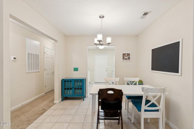 2521 Gordon Glen Court 102, Raleigh, NC 27617