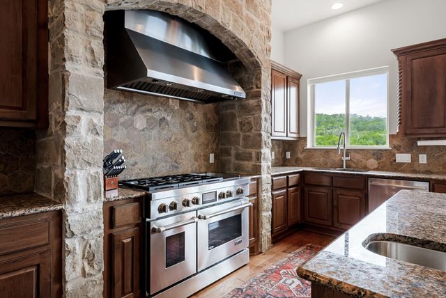 6016 Osceola TRL, Austin, TX 78738