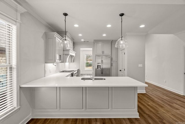 6 Piper Lane, Little Rock, AR 72223