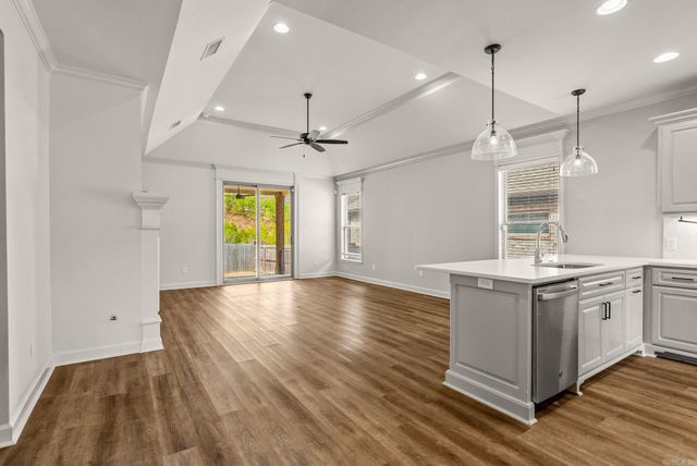 6 Piper Lane, Little Rock, AR 72223