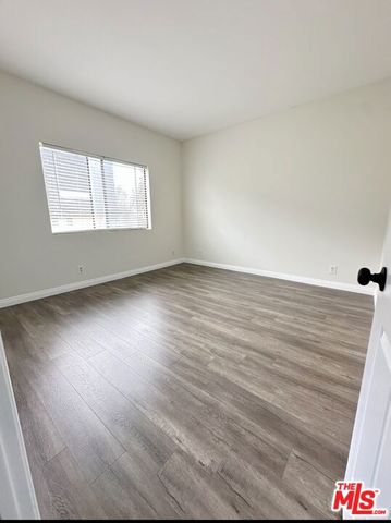 424 S Westmoreland Avenue 205, Los Angeles, CA 90020