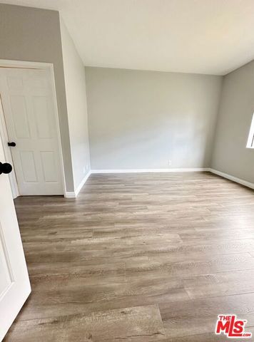 424 S Westmoreland Avenue 205, Los Angeles, CA 90020