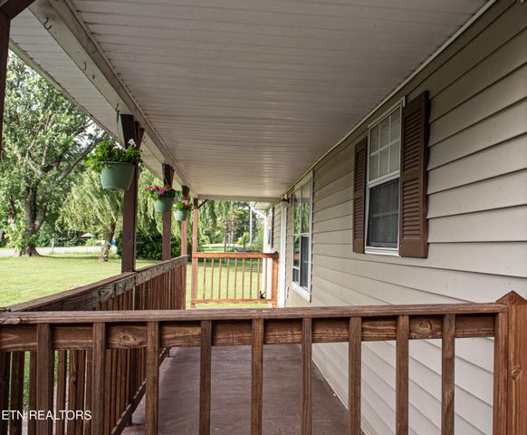 1010 Sheppard Rd Rd, Jamestown, TN 38556