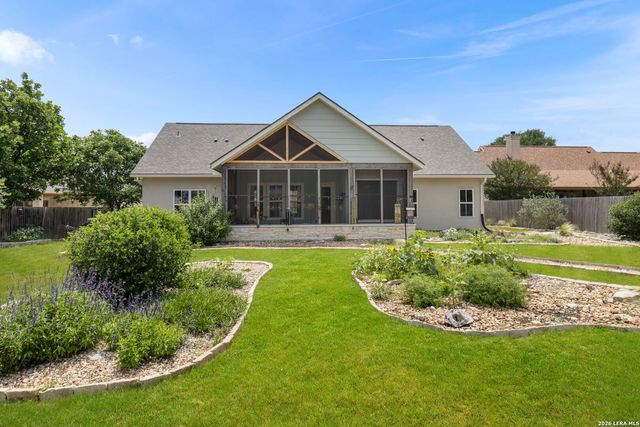 1916 SUMMIT TOP DR, Kerrville, TX 78028