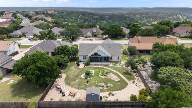 1916 SUMMIT TOP DR, Kerrville, TX 78028