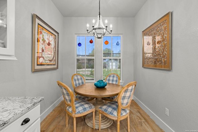1916 SUMMIT TOP DR, Kerrville, TX 78028