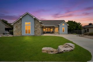 1916 SUMMIT TOP DR, Kerrville, TX 78028