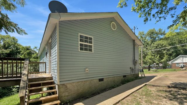 1886 Greenwood Road, Chattanooga, TN 37406