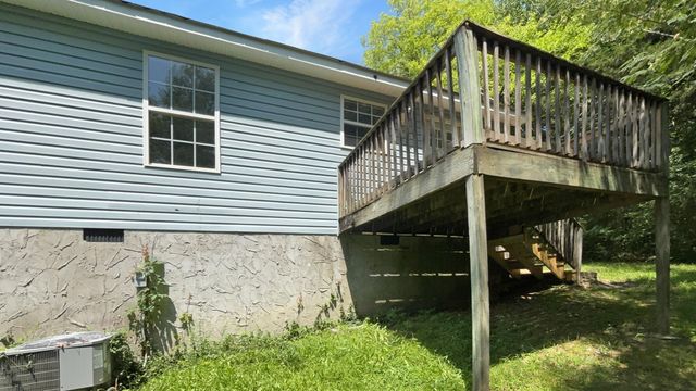 1886 Greenwood Road, Chattanooga, TN 37406