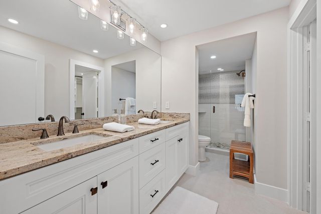 134 LAKESHORE Drive 316, North Palm Beach, FL 33408
