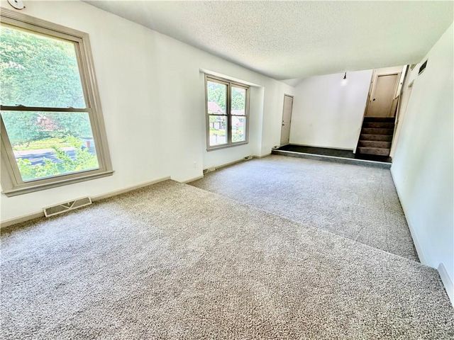16721 Hardee Street, Belton, MO 64012