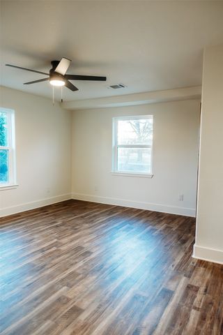 103 Main Street, Windom, TX 75492