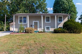 2580 Morningside Drive, Florissant, MO 63031
