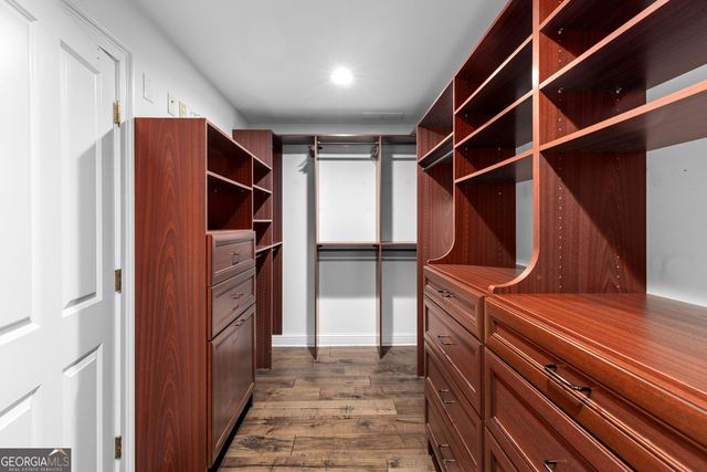 2881 Peachtree Road NE 2103, Atlanta, GA 30305