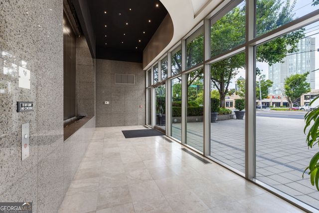 2881 Peachtree Road NE 2103, Atlanta, GA 30305