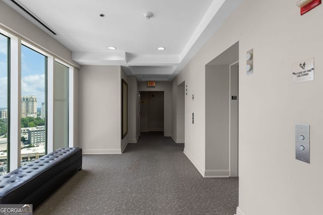 2881 Peachtree Road NE 2103, Atlanta, GA 30305