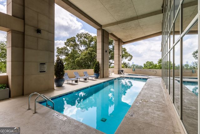 2881 Peachtree Road NE 2103, Atlanta, GA 30305