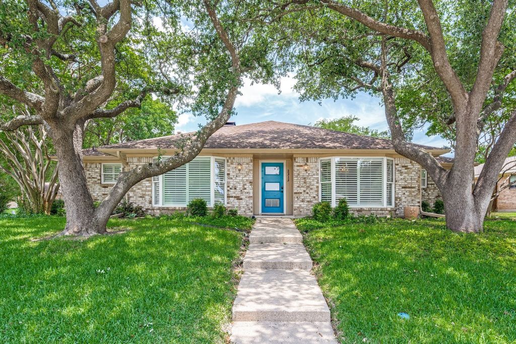 2313 Parkhaven Drive, Plano, TX 75075