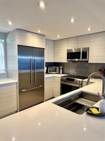 3600 NE 170 Street Apt.D.400, North Miami Beach, FL 33160