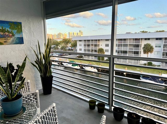 3600 NE 170 Street Apt.D.400, North Miami Beach, FL 33160