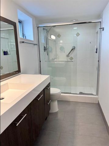 3600 NE 170 Street Apt.D.400, North Miami Beach, FL 33160