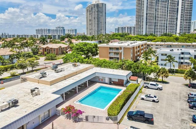 3600 NE 170 Street Apt.D.400, North Miami Beach, FL 33160