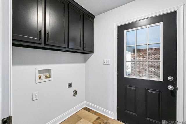 39006 Camp Dr, Prairieville, LA 70769