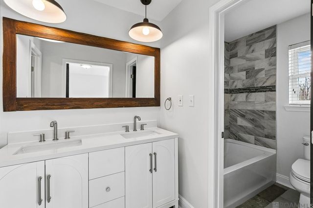 39006 Camp Dr, Prairieville, LA 70769