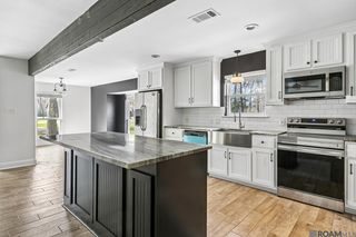 39006 Camp Dr, Prairieville, LA 70769