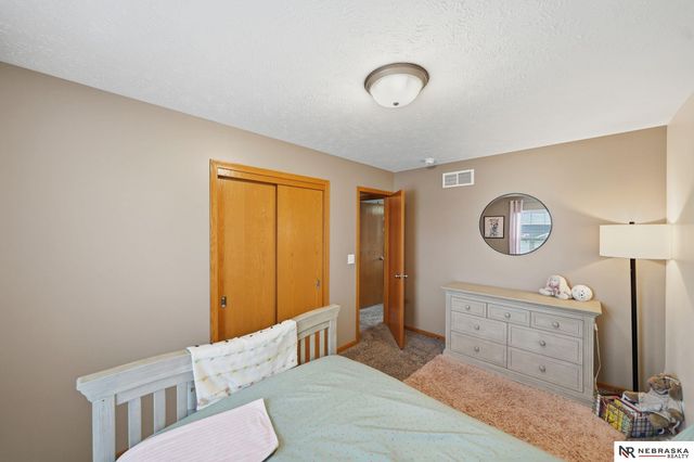 4439 W Milton Road, Lincoln, NE 68528