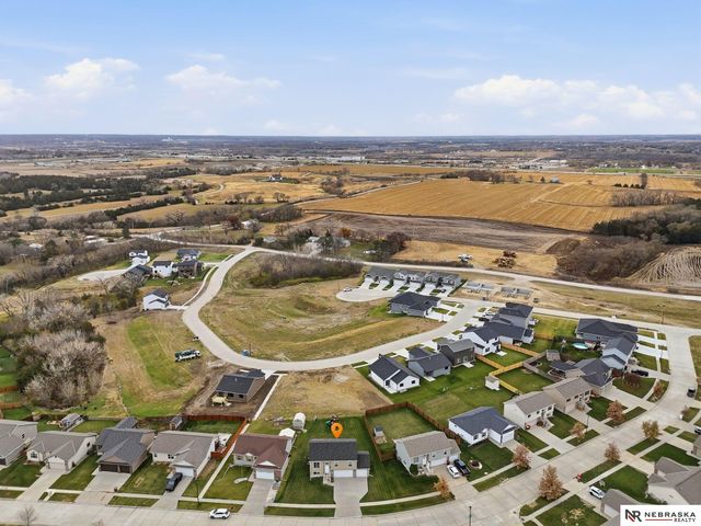 4439 W Milton Road, Lincoln, NE 68528