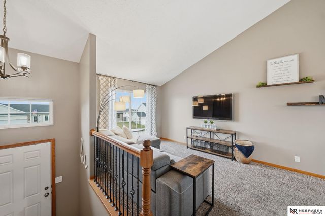 4439 W Milton Road, Lincoln, NE 68528