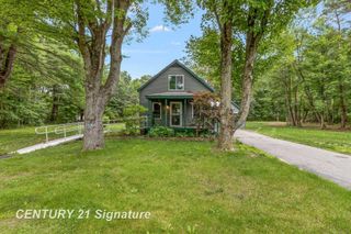 537 S Woodcock Road, Midland, MI 48640
