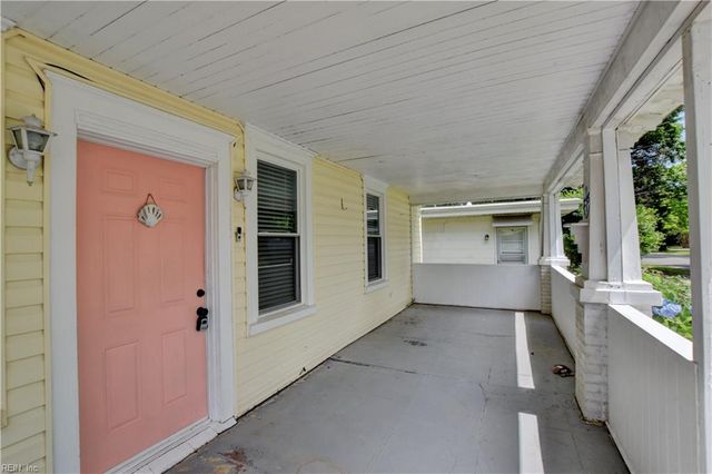 2015 N Mallory ST, Hampton, VA 23664