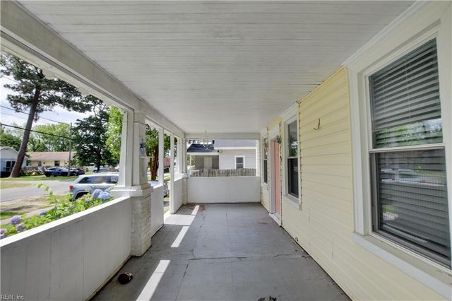2015 N Mallory ST, Hampton, VA 23664