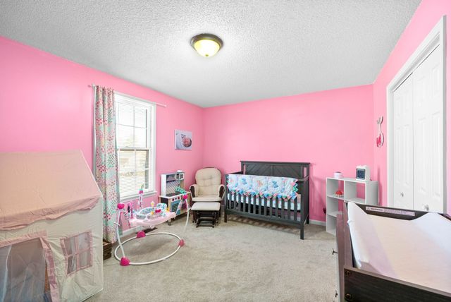 3351 Mallard Dr, Clarksville, TN 37042