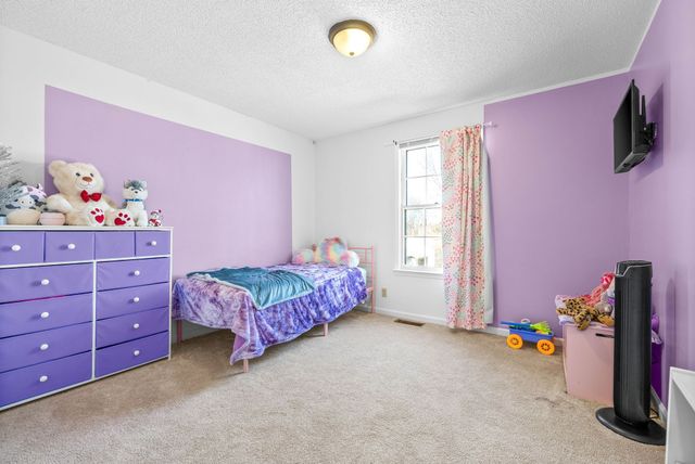 3351 Mallard Dr, Clarksville, TN 37042