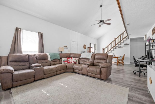 3351 Mallard Dr, Clarksville, TN 37042