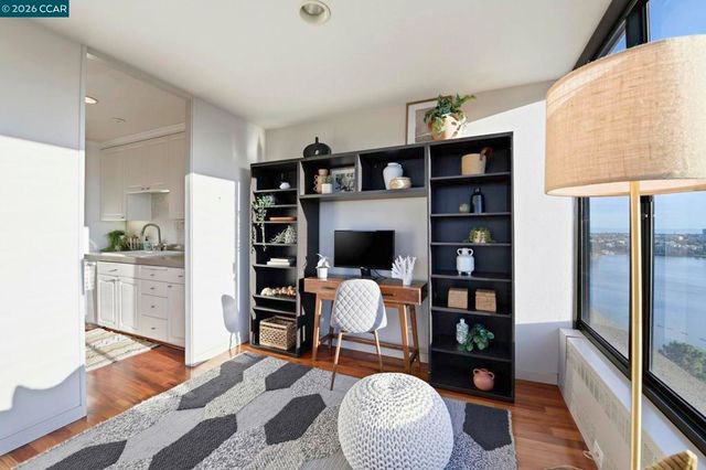 565 565 Bellevue Ave 1403, Oakland, CA 94610