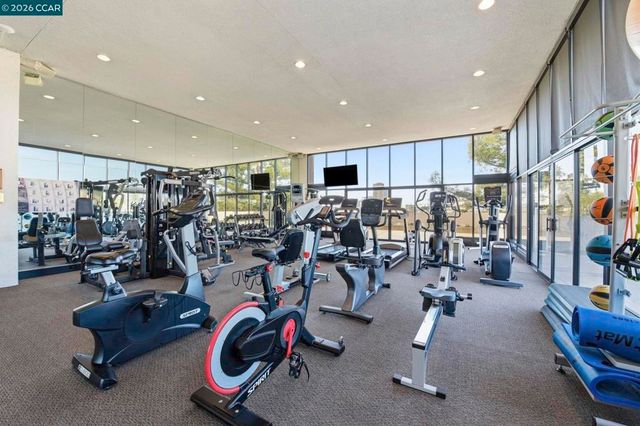 565 565 Bellevue Ave 1403, Oakland, CA 94610