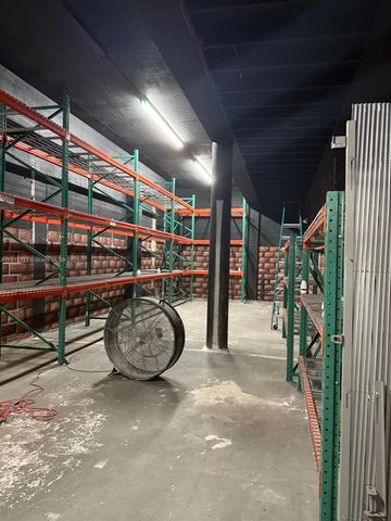 10200 NW 25th St 113, Doral, FL 33172