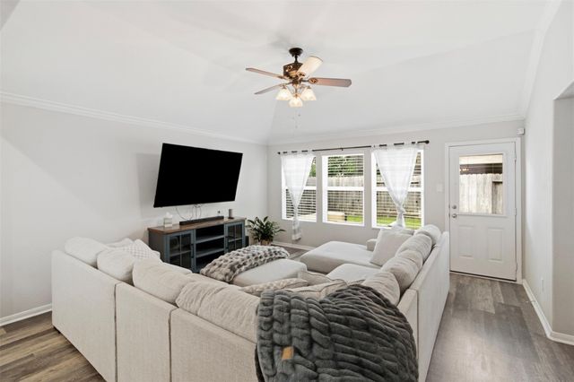 9951 Chimney Swift Lane, Conroe, TX 77385