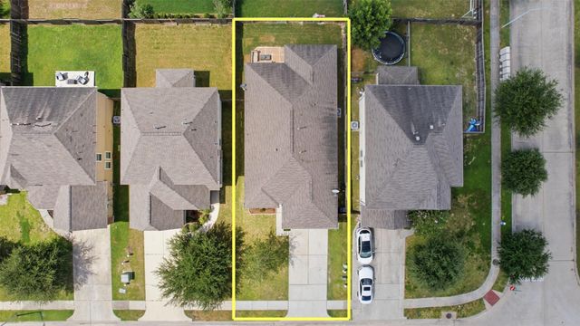 9951 Chimney Swift Lane, Conroe, TX 77385