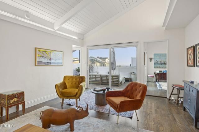 999 Waterbury Lane, Ventura, CA 93001