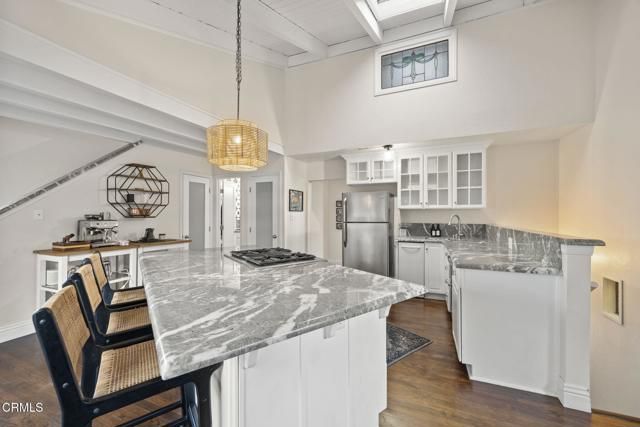 999 Waterbury Lane, Ventura, CA 93001