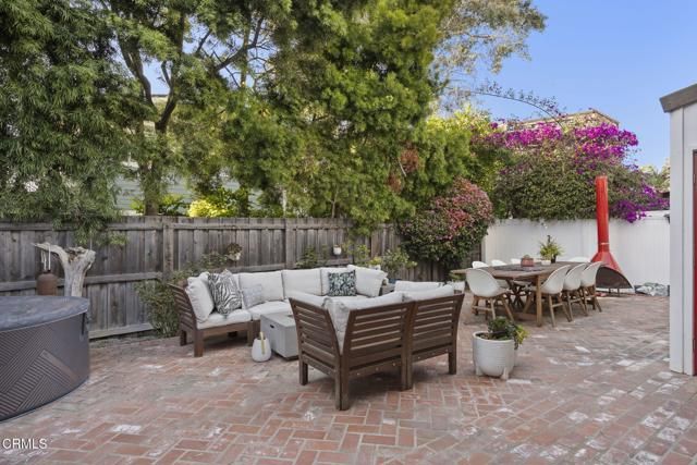 999 Waterbury Lane, Ventura, CA 93001