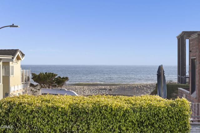 999 Waterbury Lane, Ventura, CA 93001