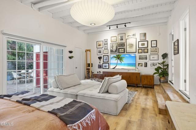 999 Waterbury Lane, Ventura, CA 93001