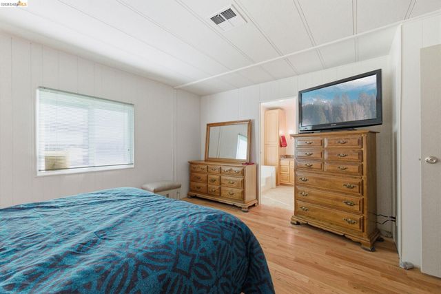 17807 Harper Rd., Big Oak Flat, CA 95305